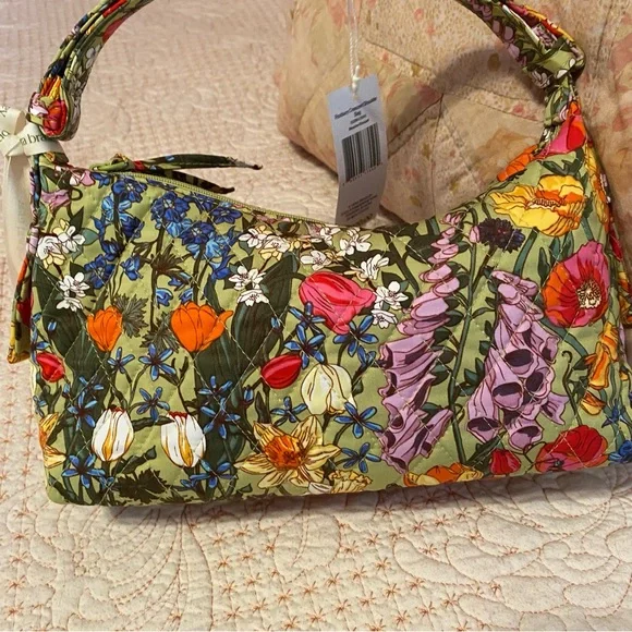 Adorable Vera Bradley Roxbury Crescent Shoulder Bag. Fabric is Meadow Bouquet. - Picture 5 of 11